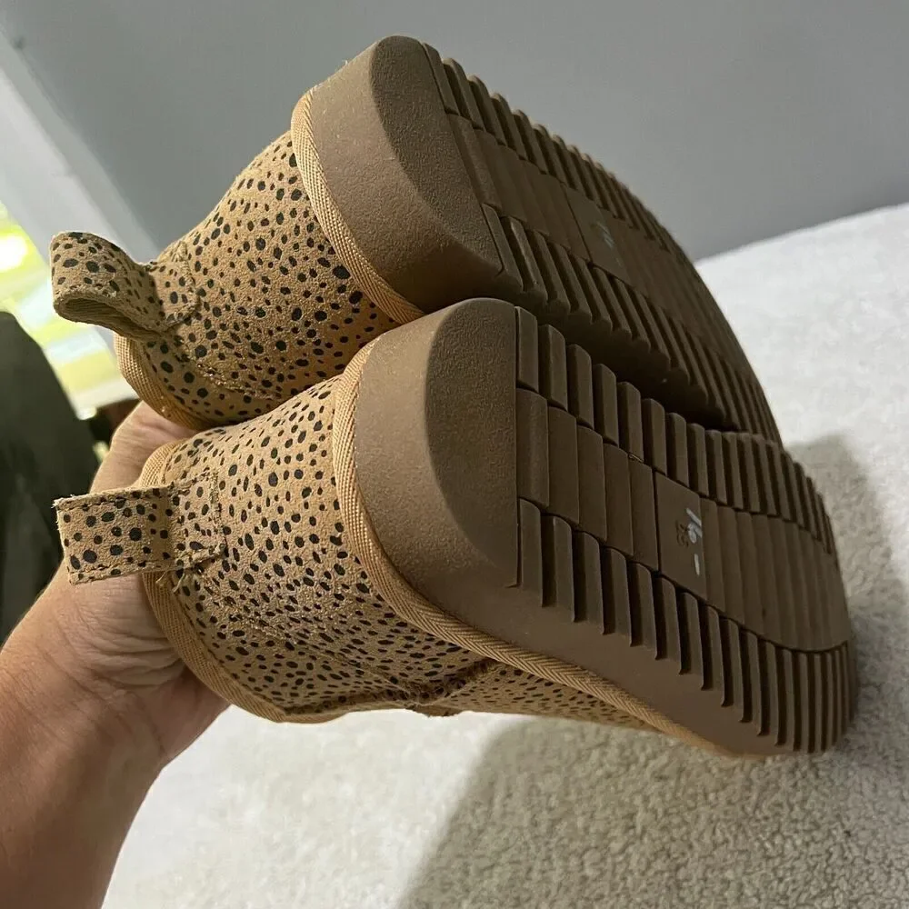 Cushionaire Womens Hipster Cozy Ankle Slip On Boot 6.5 Cheetah Winter Comfort